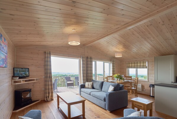 TV, DVD player - Exclusive and stylish with stunning views from your private Hot Tub (Forres)