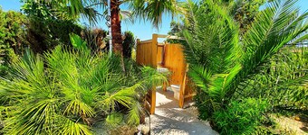 Self Contained Guest House Deluxe Suite