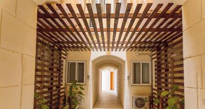 Trankwilla! New 3½ room Apartment. Large Pool! Sun Terrace. Near Ramla Beach!