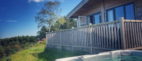 Bañera de hidromasaje exterior