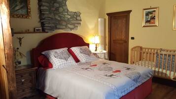 4 Schlafzimmer, Bügeleisen/Bügelbrett, WLAN, Bettwäsche