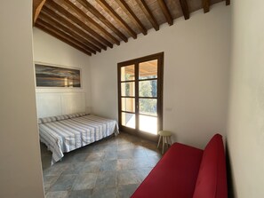 3 Schlafzimmer, Bügeleisen/Bügelbrett, Reisekinderbett, kostenloses WLAN