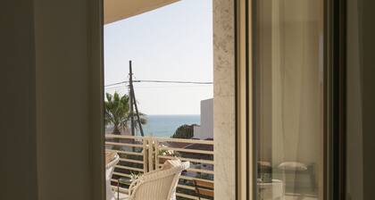 DEMORA AMMARE - VILLA 100 METRES DE LA PLAGE