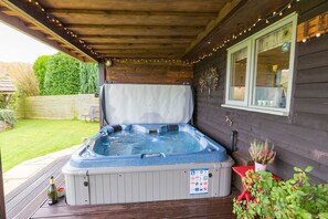 Baignoire à remous extérieure