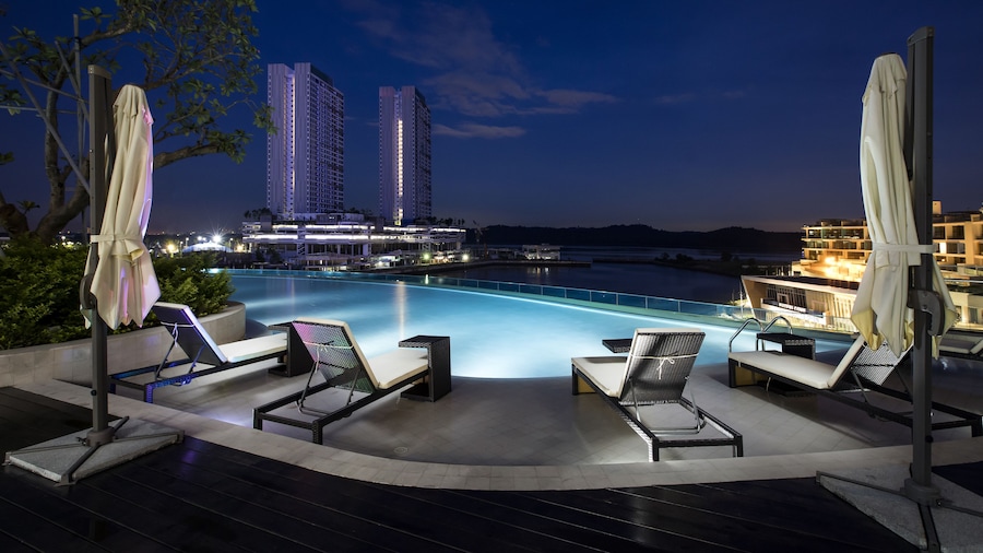 Pinetree Marina Resort