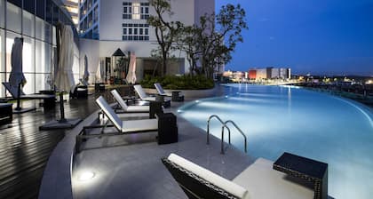 Pinetree Marina Resort