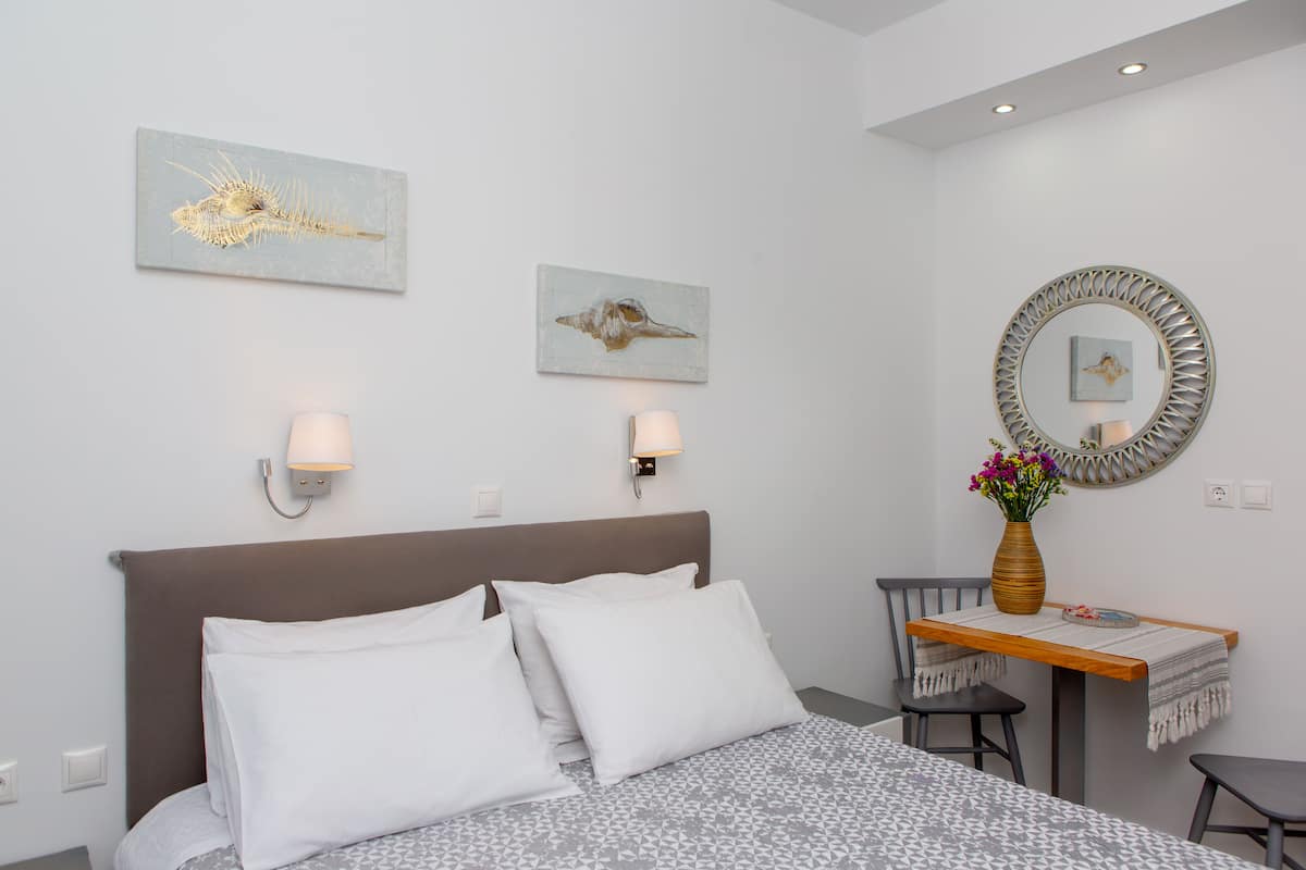Estudio urbano, 1 cama Queen size | Insonorización, tabla de planchar con plancha y wifi gratis 