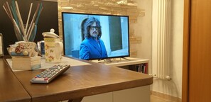 1 多间卧室、熨斗/熨衣板、WiFi、床单