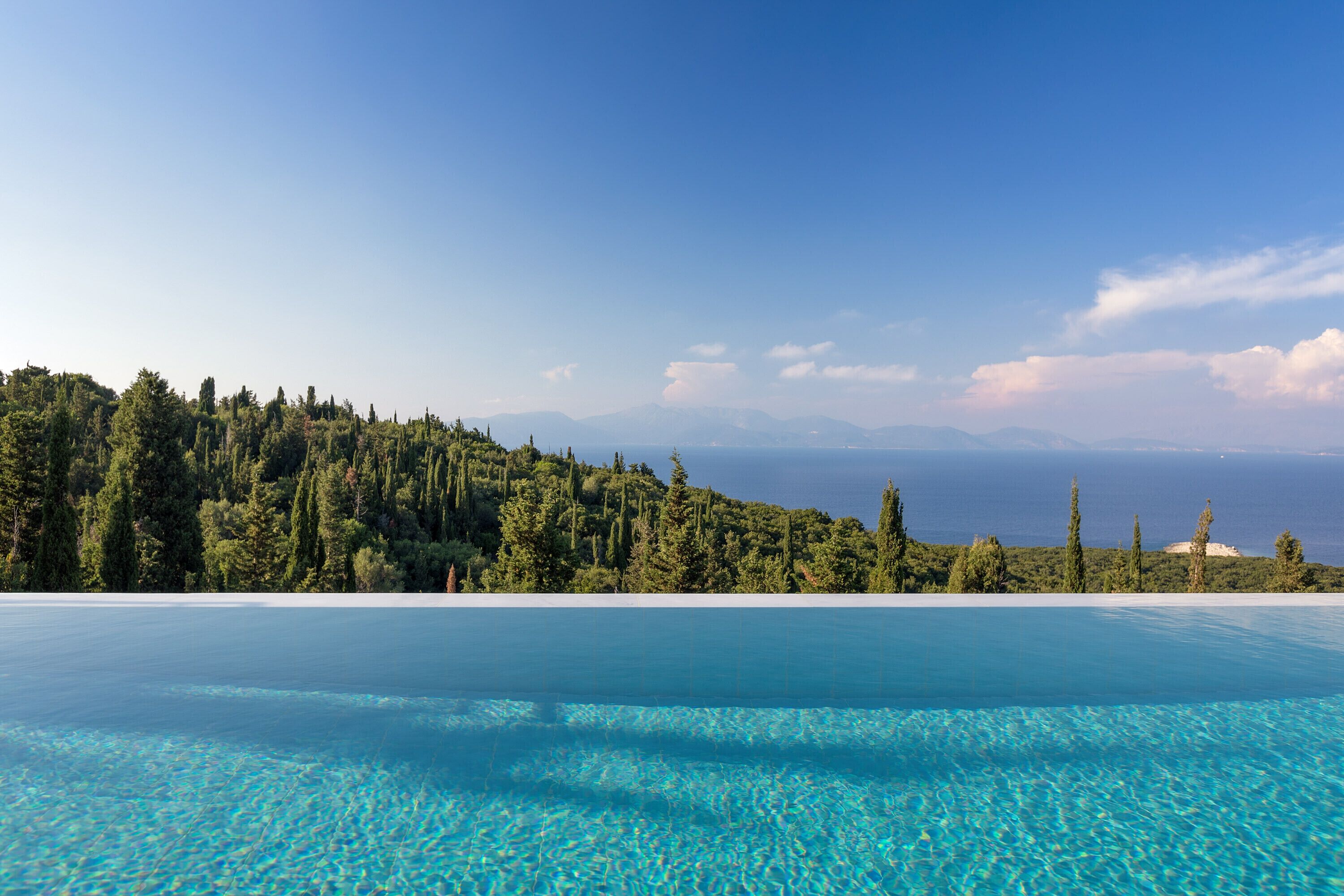 Außenpool, Infinity-Pool