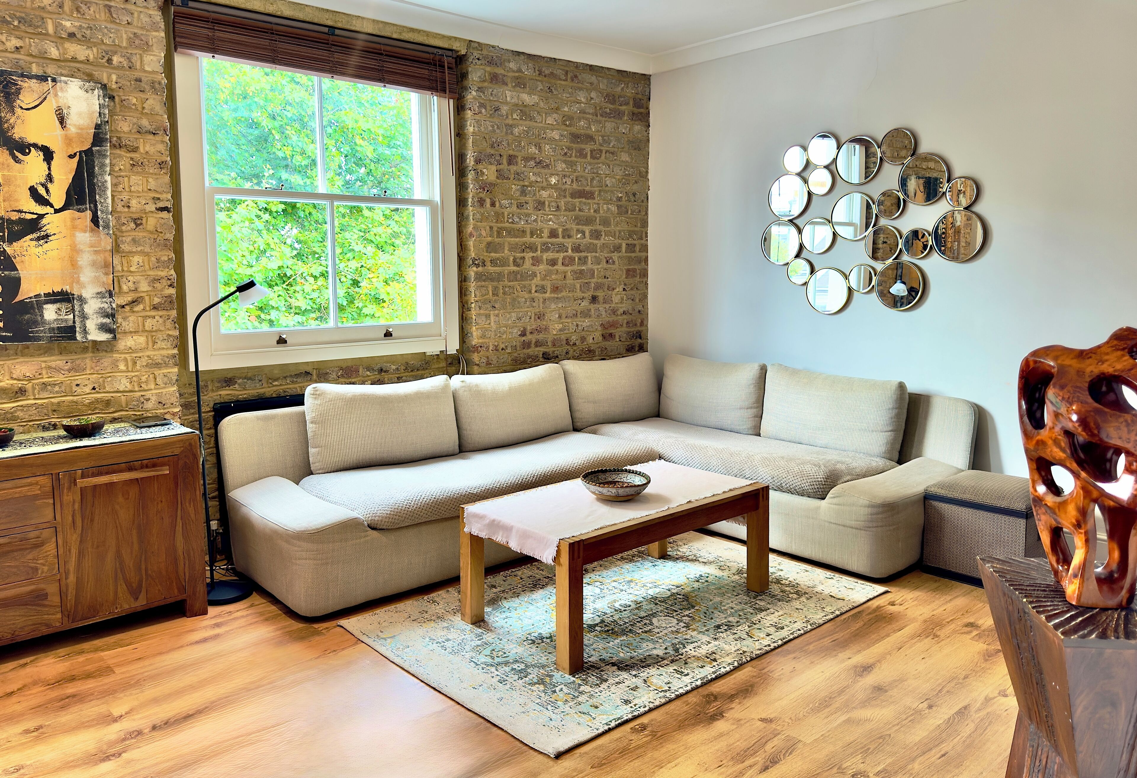 Älytelevisio, kirjoja