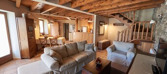 MAISON COSY DANS LA VIEILLE VILLE DE BELLVER DE CERDANYA