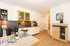 Fridge, microwave, oven, dishwasher
