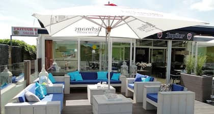 Chalet Lynn sur la plage et la mer (Oosterschelde)