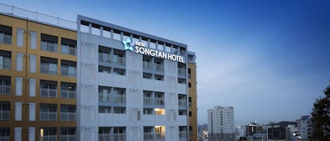 Majoituspaikan julkisivu