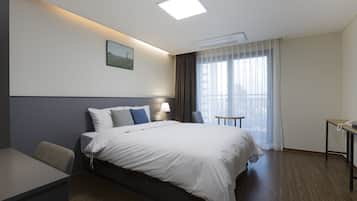 1 bedroom, soundproofing, free WiFi, bed sheets