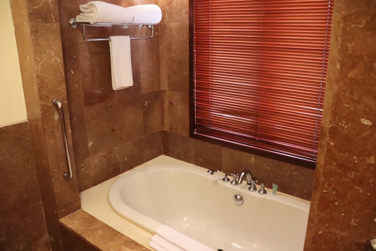 honeymoon villa | minibar, in-room safe, desk, blackout curtains