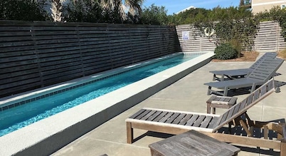 Bow Wow Bungalow - Gulf View, Pet Friendly, Lap Pool, Save 15% on 25' Bookings!