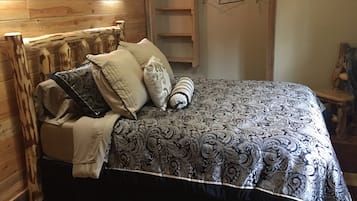 4 slaapkamers, een strijkplank/strijkijzer, reisbedje, wifi