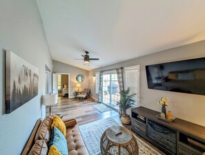 TV connectée, cheminée