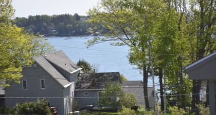 Beaches, Boating, Cool Ocean Breezes, Trails & Incredible Views! Max 2 people.