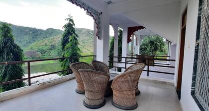 Lake Alpi resort Kumbhalgarh