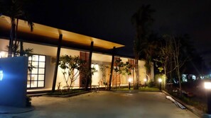 Exterior - Phumi Resort (Thep Krasattri)