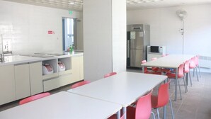 小吃店