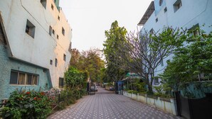 Exterior - V Resorts Comfort Stay Pune (Pune)