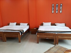 Family Suite | Rollaway beds