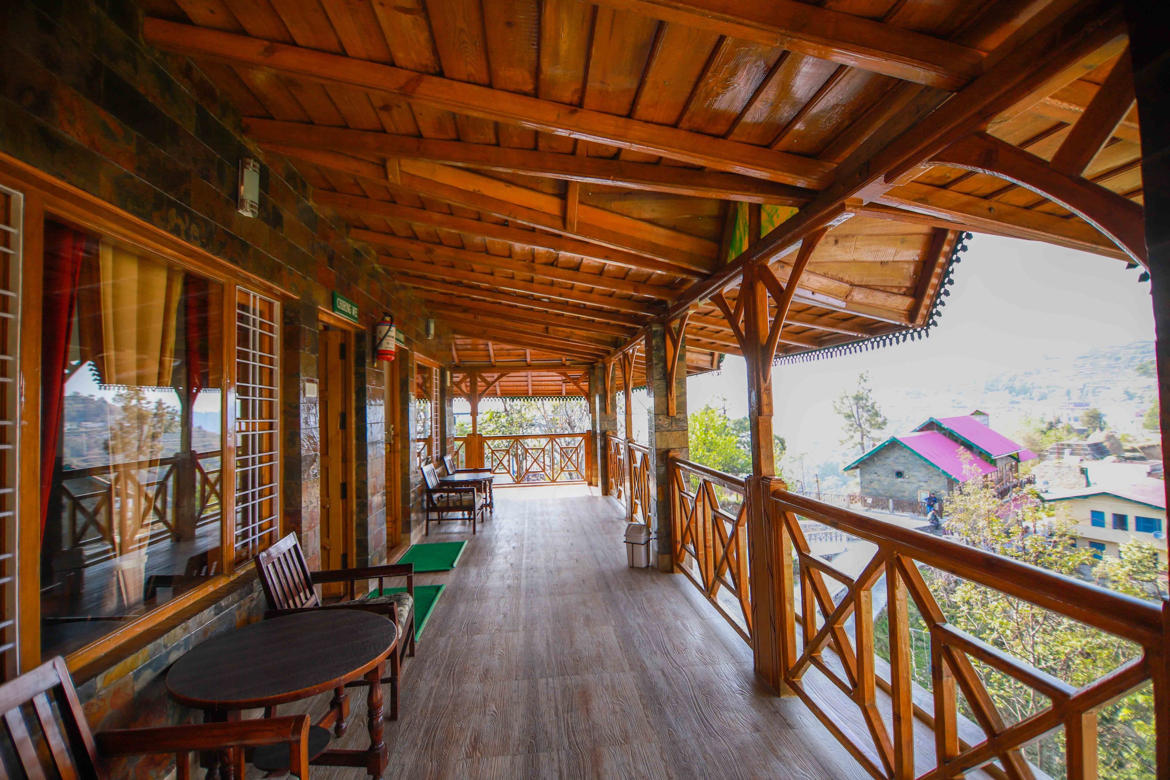 Hiên