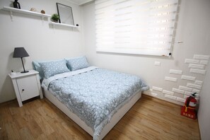 3 habitaciones, cortinas blackout, wifi gratis y ropa de cama