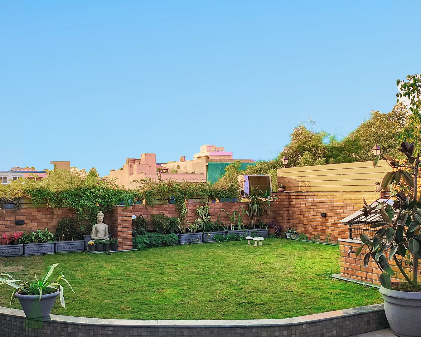 Premium bedding, memory-foam beds, in-room safe, desk