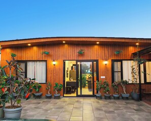 Chambre Classique, vue jardin | Extérieur