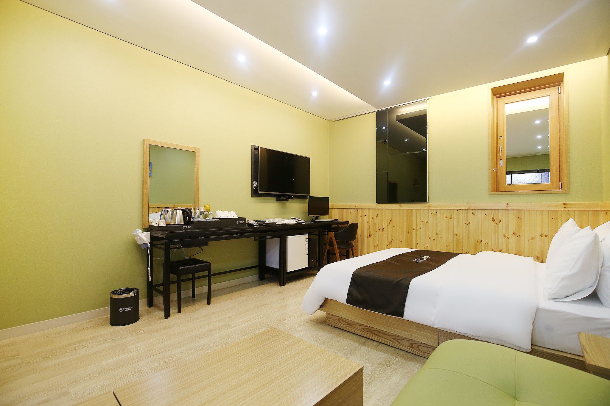 deluxe room | free wifi