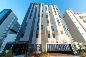 Bagian depan properti
