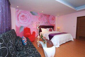 Standard Double Room | Desk, blackout drapes, soundproofing, free WiFi - Dania Garden (Luodong)
