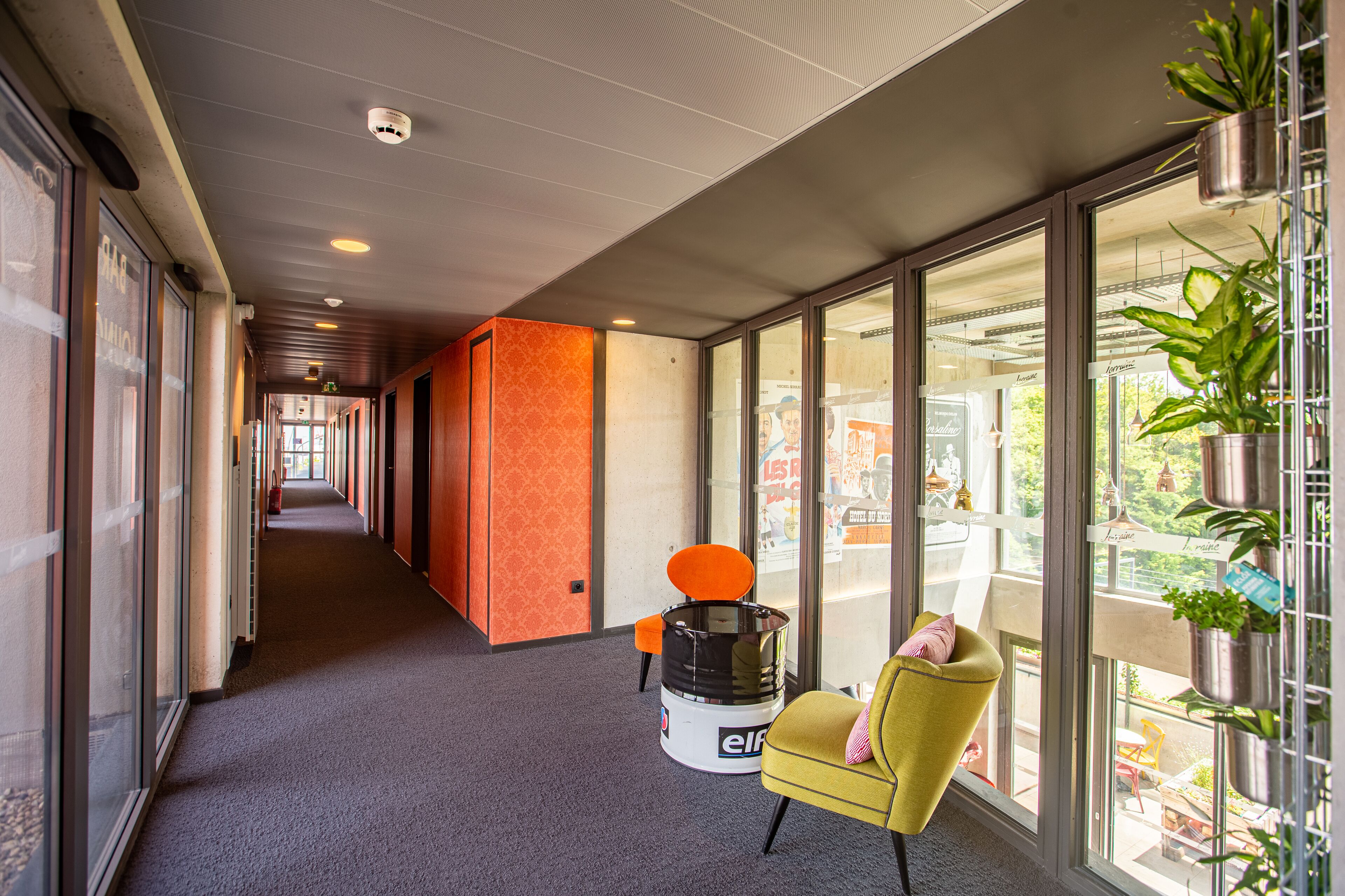 handrails in hallways