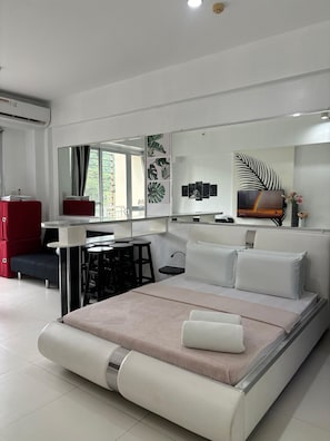 Superior-Apartment | Hochwertige Bettwaren, individuell dekoriert, individuell eingerichtet