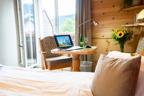 Coffres-forts dans les chambres, rideaux occultants, Wi-Fi gratuit