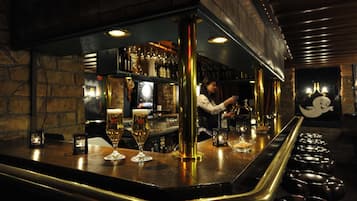 Bar (en la propiedad)