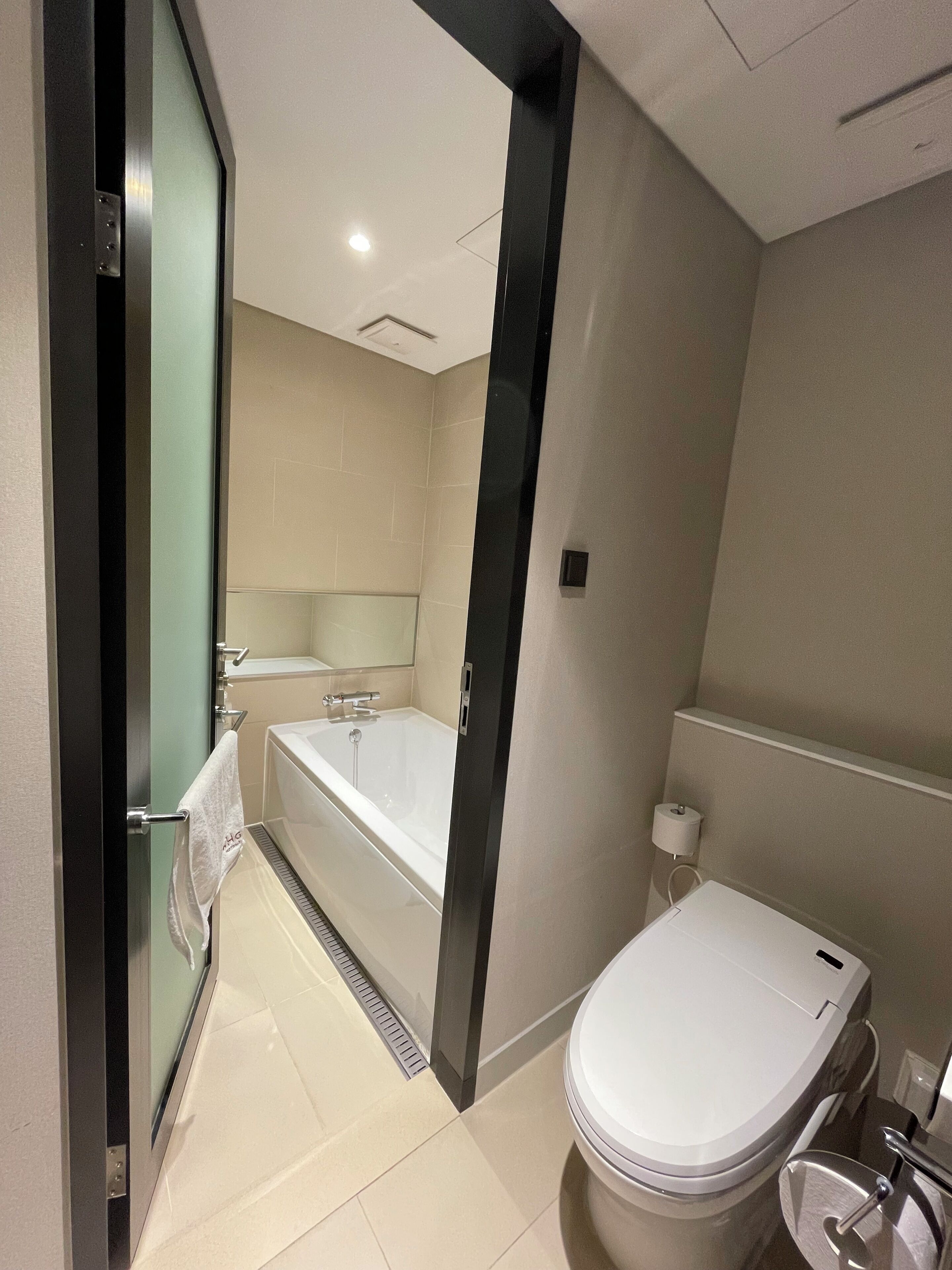 run of house (random assign upon check-in) - not included parking | bathroom | separate bathtub and shower, deep-soaking bathtub, hair dryer, bathrobes