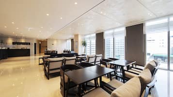 Sala de estar en el lobby