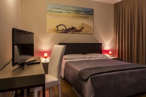 Deluxe Suite, 1 Bedroom | Desk, soundproofing, free cribs/infant beds, free WiFi - Residence Nazionale Matera (Matera)