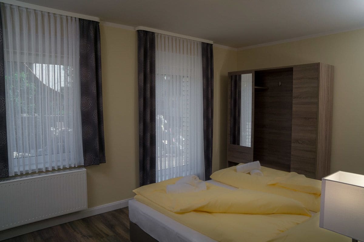 family suite | desk, laptop workspace, soundproofing, free wifi