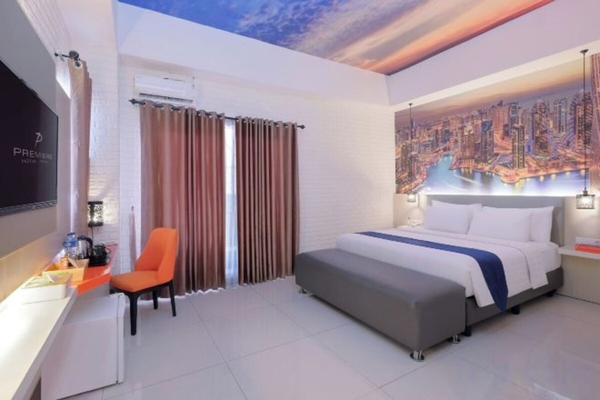 Premier Room