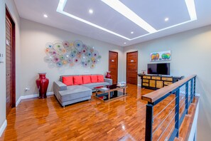 Televisión de pantalla plana