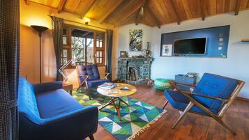 Suite Familiale, 2 chambres, vue ville | Coin séjour