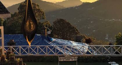 Villa Retreat - Boutique Hotel and Cottages
