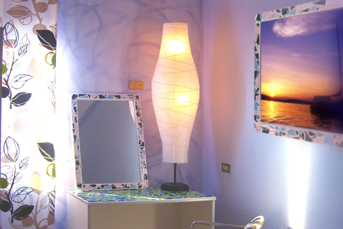 Single Room, Private Bathroom, Sea View (Blu)