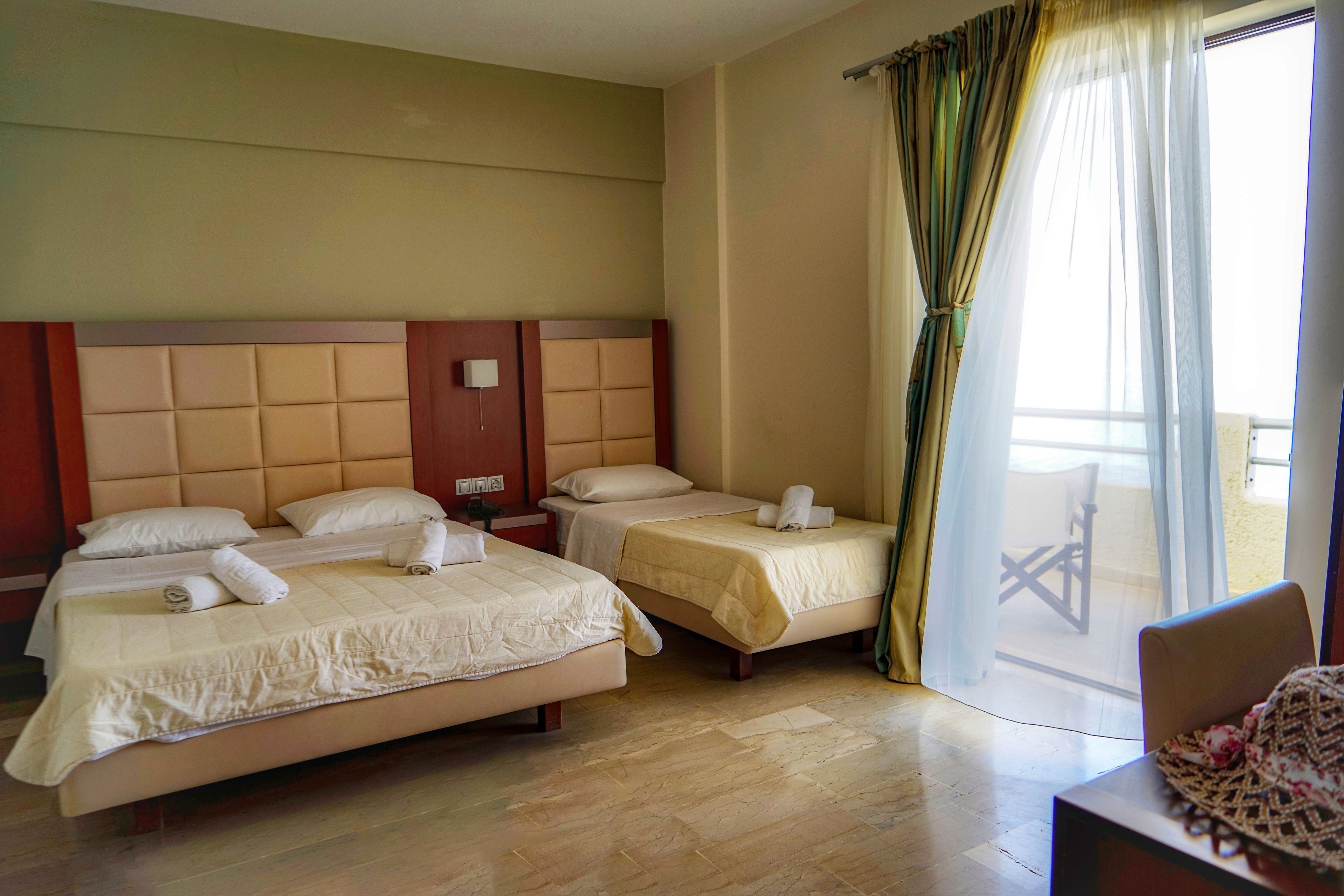 premium triple room, sea view | soundproofing, free cots/infant beds, free wifi, bed sheets